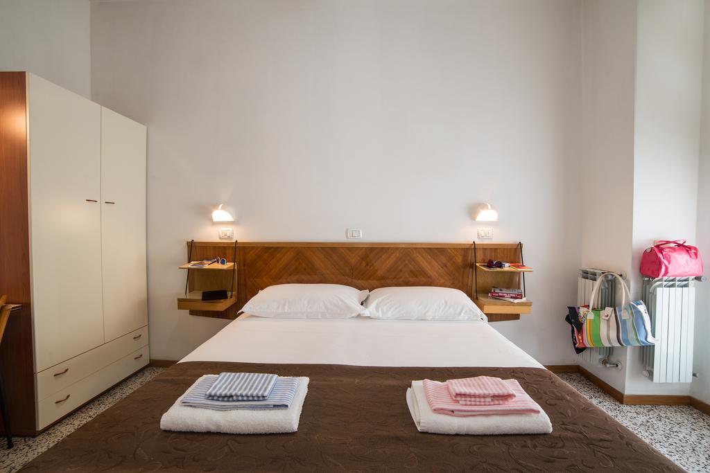 Hotel Nuovo Fiore Каттолика Номер фото